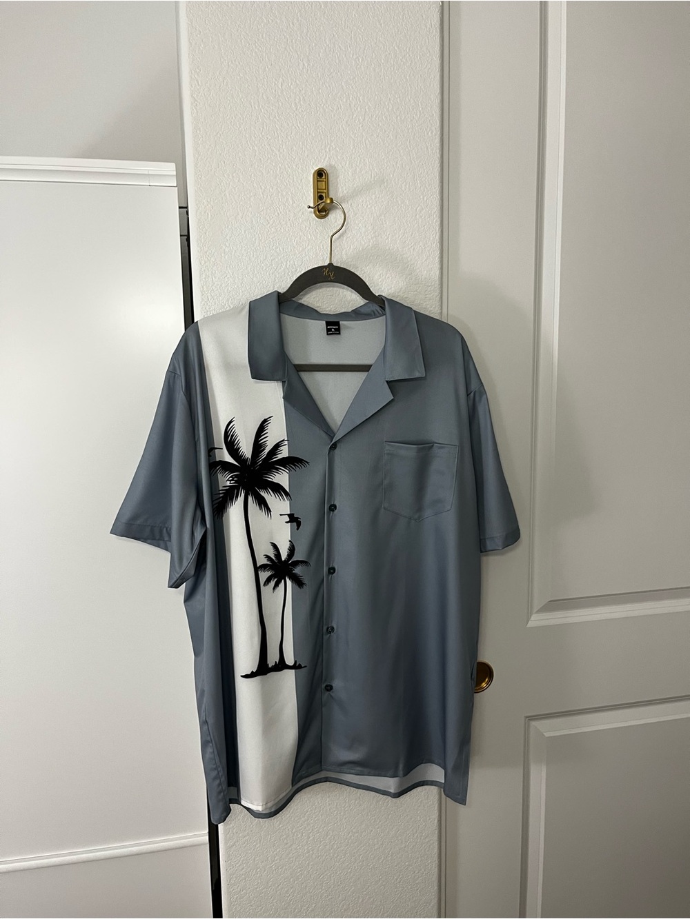 Manfinity Men’s Blue White Palm Tree Graphic Button Down Shirt Size XL Polyester